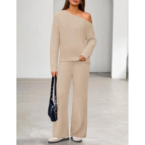 Women's Fuzzy Fleece Pajama Set Off-Shoulder Sweater & Wide Leg Pants - Picture 7 of 8